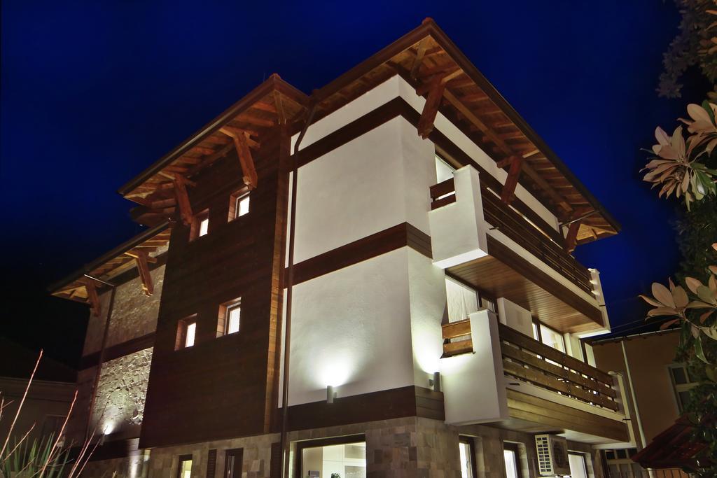 Anita Guest House & Relax Perushtitsa Экстерьер фото