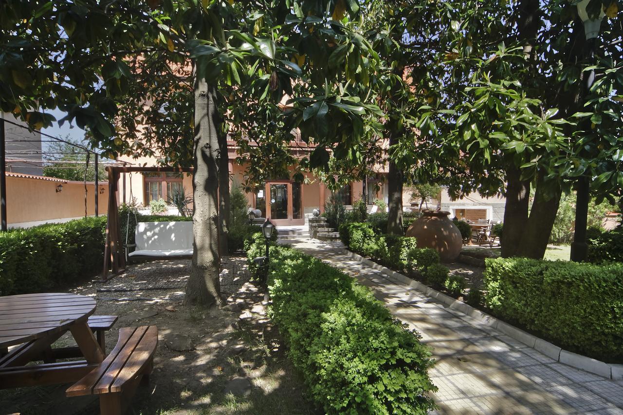 Anita Guest House & Relax Perushtitsa Экстерьер фото