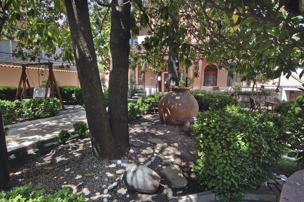 Anita Guest House & Relax Perushtitsa Экстерьер фото